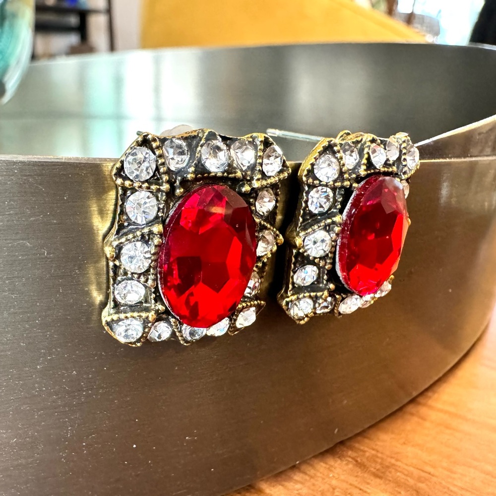 Vintage Red Gem Rectangular Earrings - image 6